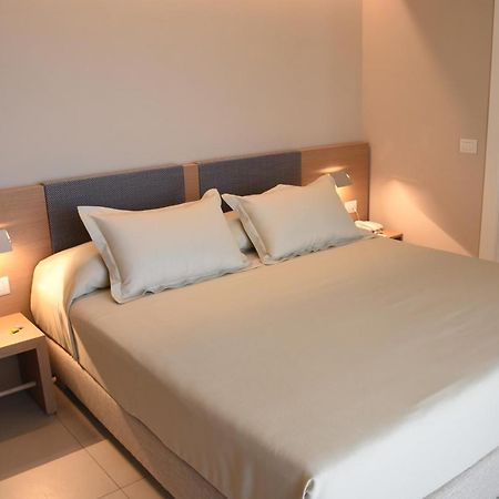 Domu Simius Life Style Hotel Villasimius Exterior foto
