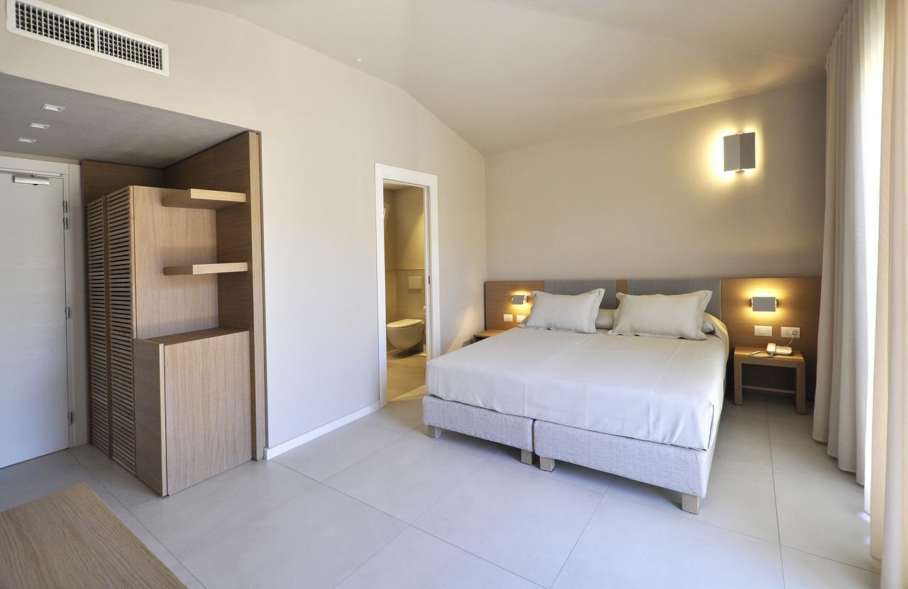 Domu Simius Life Style Hotel Villasimius Exterior foto