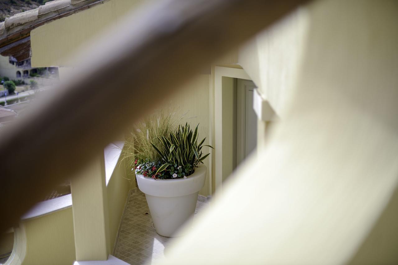 Domu Simius Life Style Hotel Villasimius Exterior foto